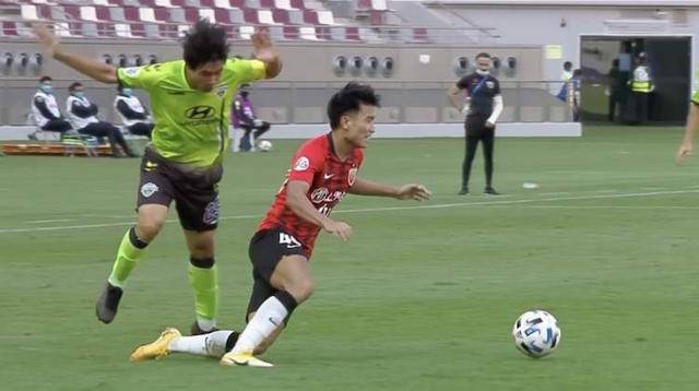  多特蒙德青训小将首秀惊艳全场  